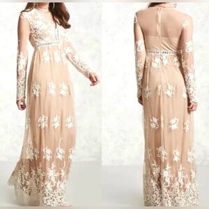 Chic Tan and Cream Long Sleeve‎ Gown Size Small